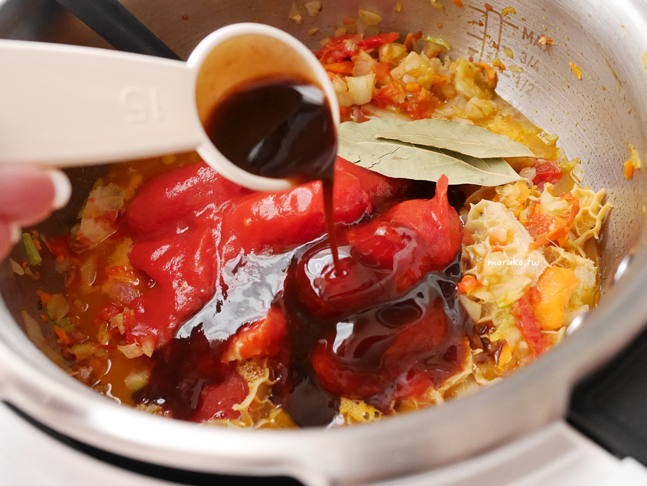 【萬用鍋食譜】法國特福鮮呼吸智能萬用鍋好用嗎？22種模式舒肥、燉煮實測分享 @Maruko(丸子)與美食有個約會