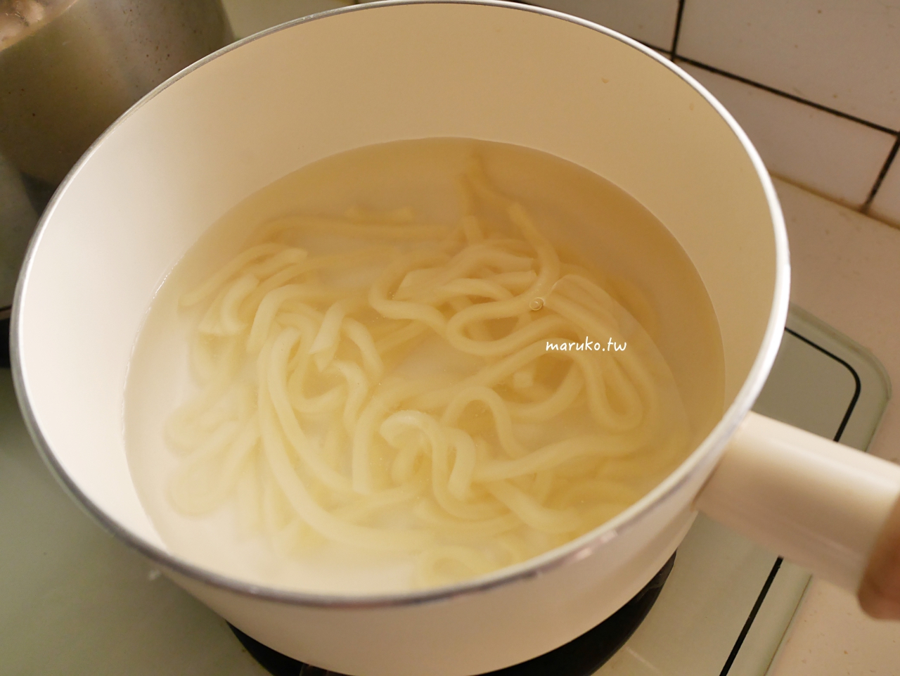 【食譜】豆皮烏龍麵 豆皮福袋烏龍麵 免高湯 簡單做法 @Maruko(丸子)與美食有個約會