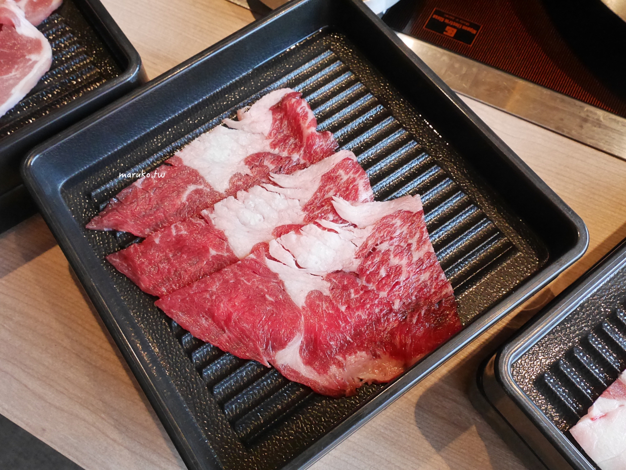 【桃園】韓舍韓式烤肉吃到飽,安格斯牛,無限小菜,石鍋拌飯任你吃 清爽無負擔韓式烤肉 @Maruko(丸子)與美食有個約會 【桃園】韓舍韓式烤肉吃到飽,安格斯牛,無限小菜,石鍋拌飯任你吃 清爽無負擔韓式烤肉 @Maruko(丸子)與美食有個約會