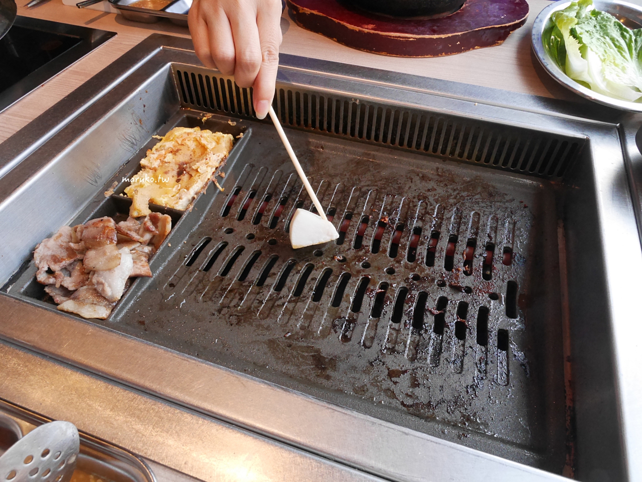 【桃園】韓舍韓式烤肉吃到飽,安格斯牛,無限小菜,石鍋拌飯任你吃 清爽無負擔韓式烤肉 @Maruko(丸子)與美食有個約會 【桃園】韓舍韓式烤肉吃到飽,安格斯牛,無限小菜,石鍋拌飯任你吃 清爽無負擔韓式烤肉 @Maruko(丸子)與美食有個約會
