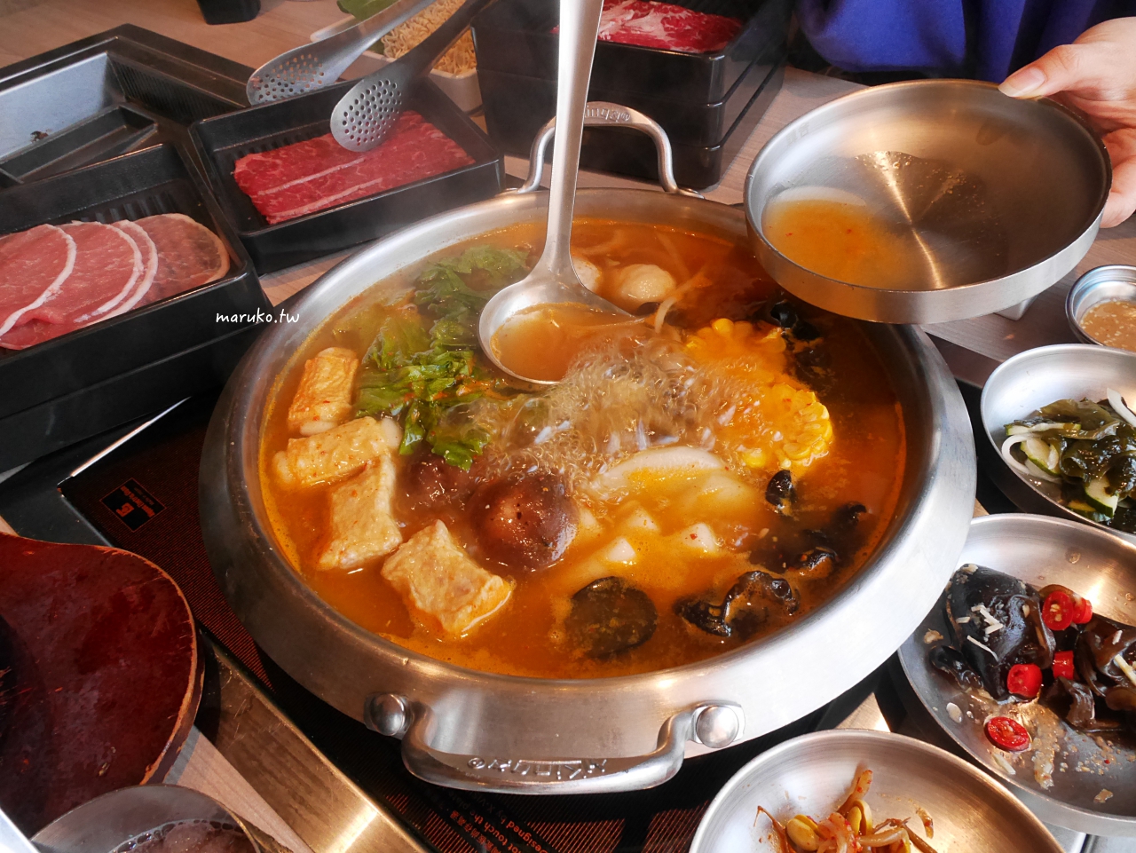 【桃園】韓舍韓式烤肉吃到飽,安格斯牛,無限小菜,石鍋拌飯任你吃 清爽無負擔韓式烤肉 @Maruko(丸子)與美食有個約會 【桃園】韓舍韓式烤肉吃到飽,安格斯牛,無限小菜,石鍋拌飯任你吃 清爽無負擔韓式烤肉 @Maruko(丸子)與美食有個約會