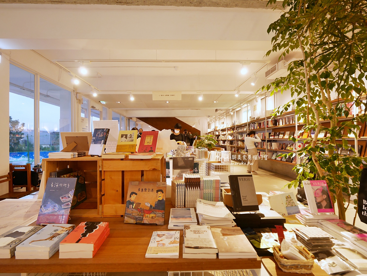 【基隆】太平青鳥 北台灣最美的書店，學校圖書館改建可眺望基隆港！ @Maruko(丸子)與美食有個約會