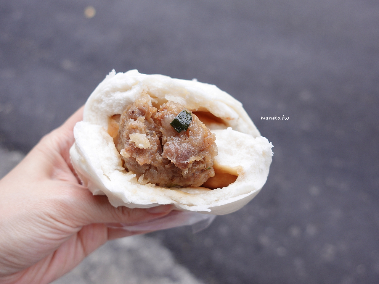淡水美食 老字號阿香蝦捲、文化阿給、洪媽酸梅湯、阿香魩仔魚鳥蛋 老街小吃一日行程安排 @Maruko(丸子)與美食有個約會