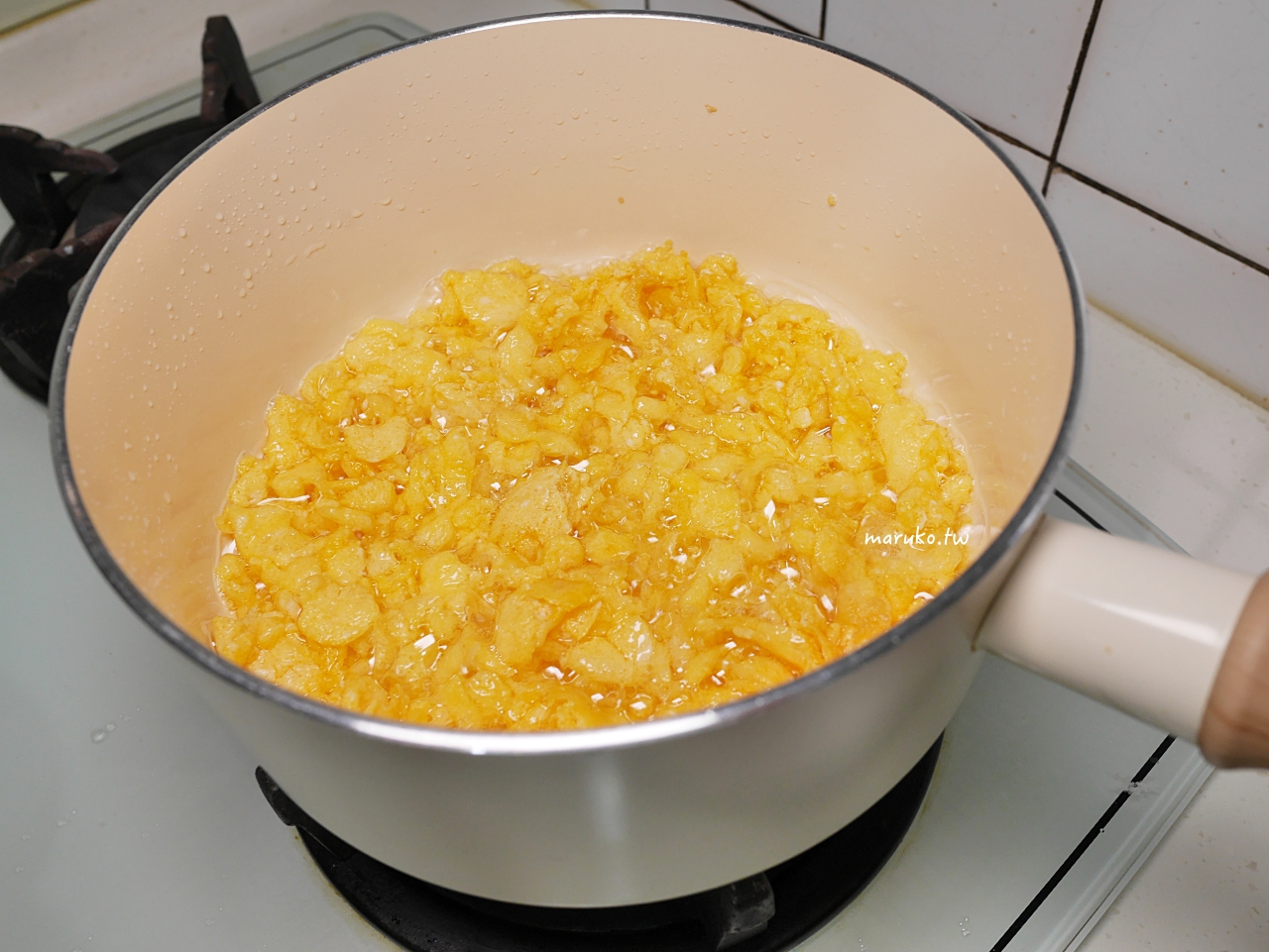 【清明節食譜】平底鍋自製潤餅皮做法！只要3樣食材零失敗，包入古早味蛋酥香氣更升級 @Maruko(丸子)與美食有個約會