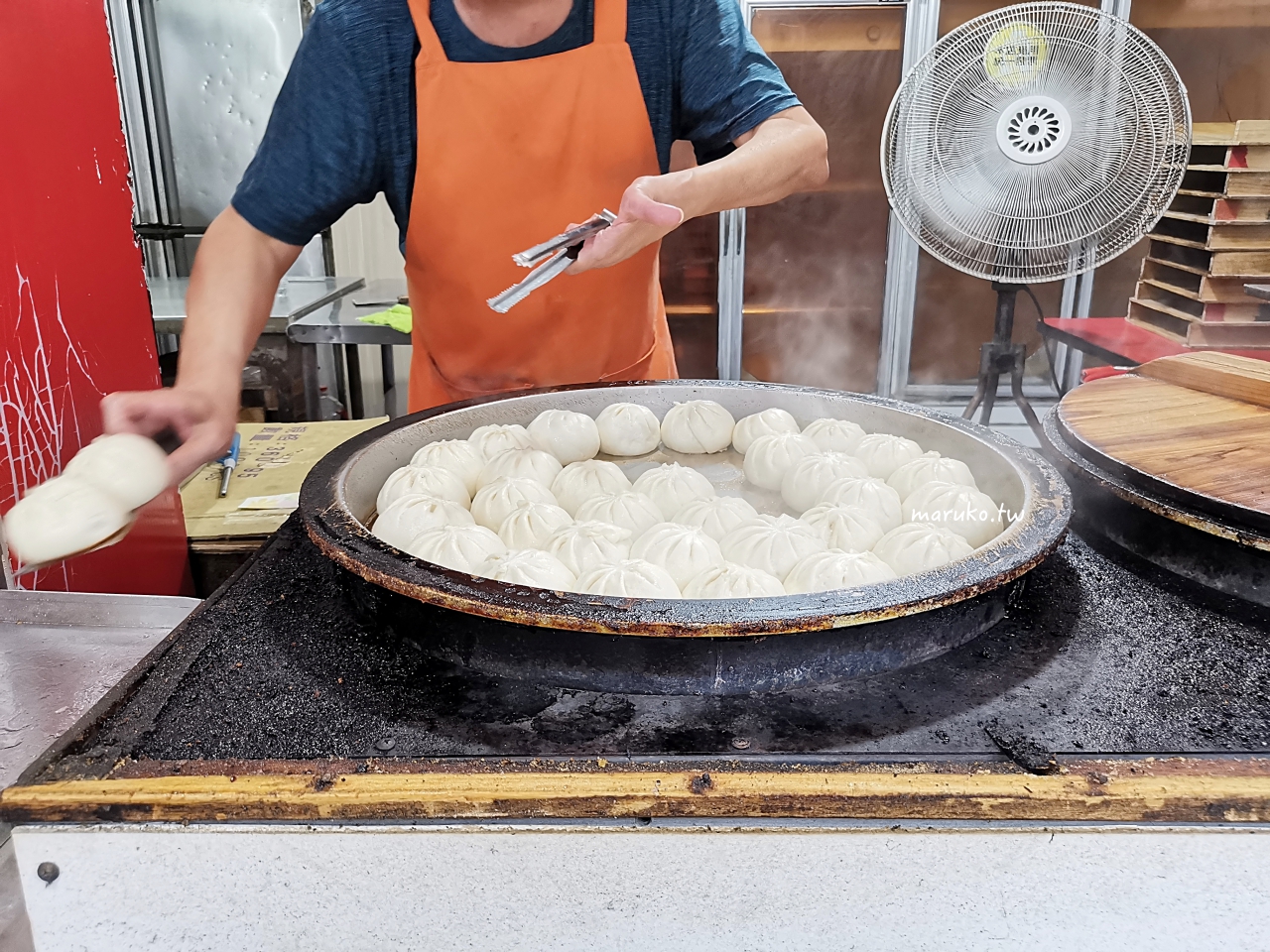 【台北】寧波生煎包 市場旁人氣小吃，經常一起鍋就被掃光！推韭菜和高麗菜包！ @Maruko(丸子)與美食有個約會