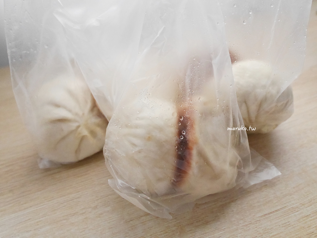 【台北】寧波生煎包 市場旁人氣小吃，經常一起鍋就被掃光！推韭菜和高麗菜包！ @Maruko(丸子)與美食有個約會