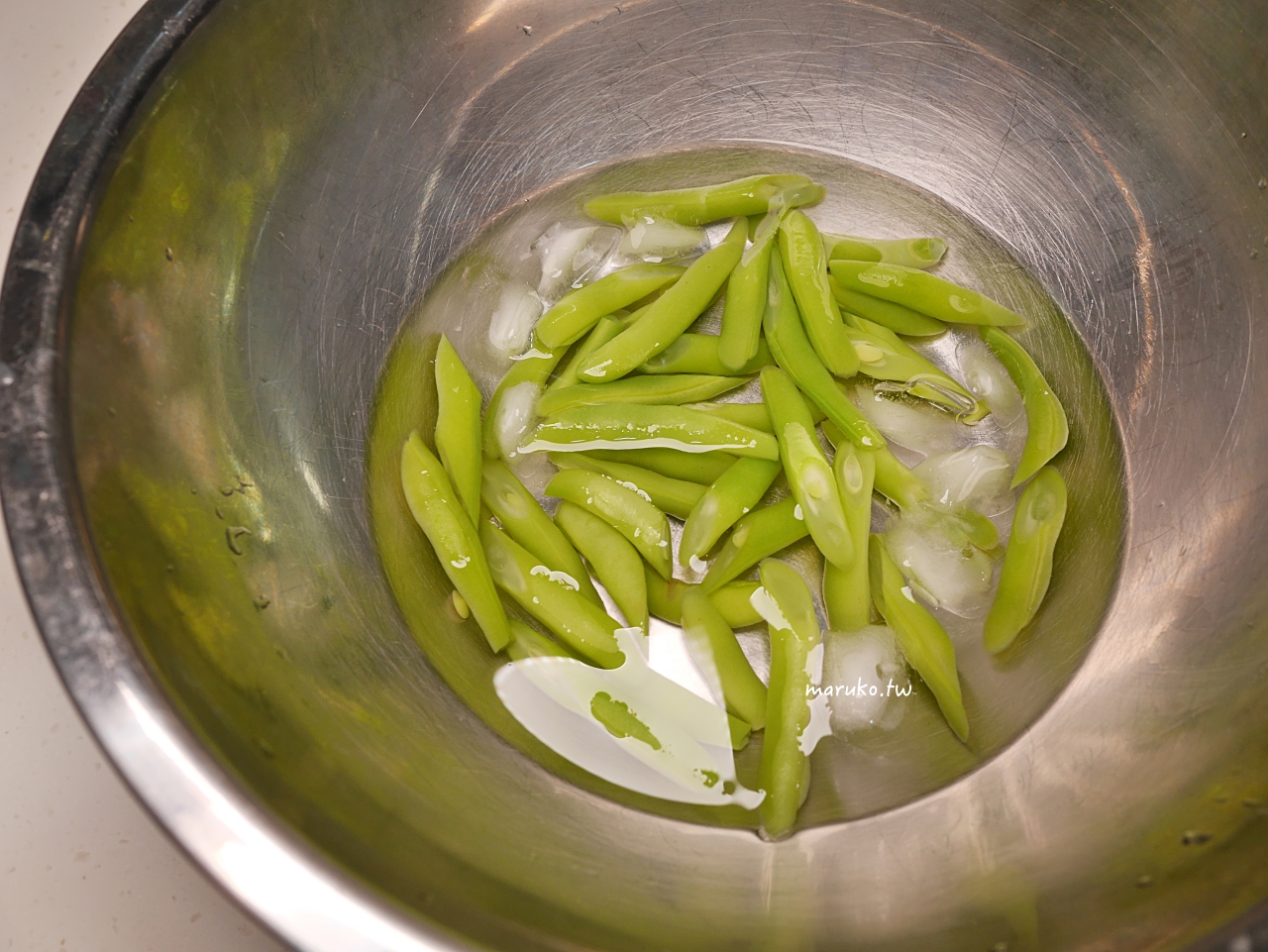 【食譜】油豆腐拌時蔬 5分鐘開飯 只要煮熟就能上桌 中華黃金豆腐推薦 @Maruko(丸子)與美食有個約會