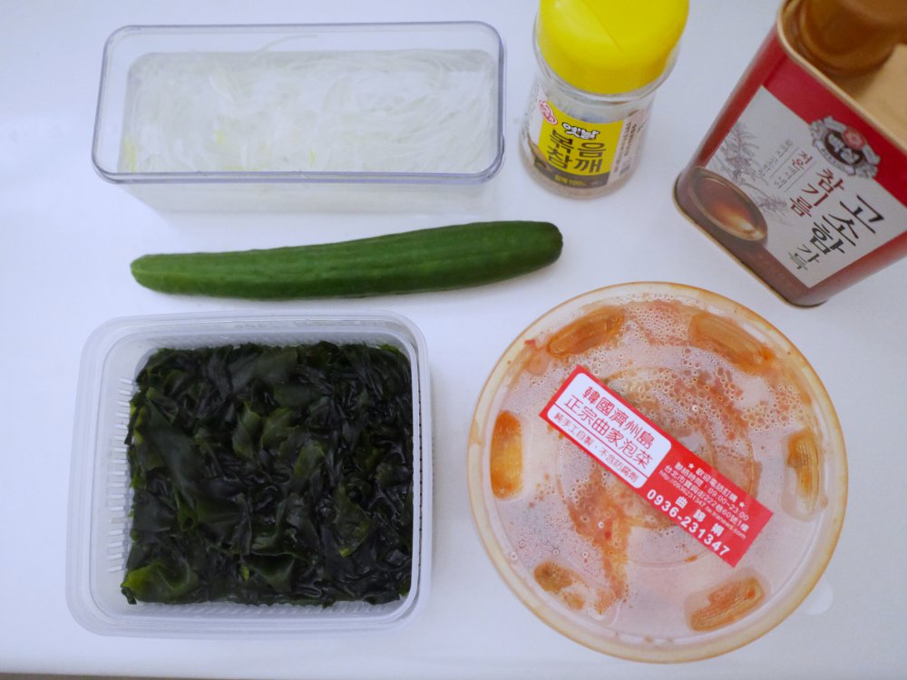 【10分鐘料理】泡菜涼拌小黃瓜食譜!免開火秒入味,下班快速上桌的開胃菜 @Maruko(丸子)與美食有個約會 【10分鐘料理】泡菜涼拌小黃瓜食譜!免開火秒入味,下班快速上桌的開胃菜 @Maruko(丸子)與美食有個約會