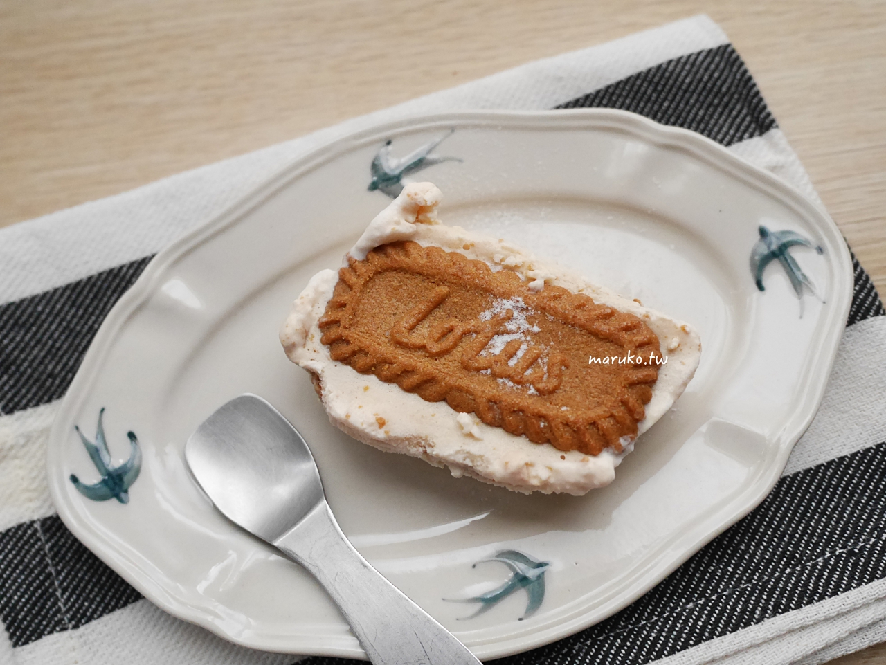 【食譜】焦糖餅乾冰淇淋 清爽不甜膩的冰淇淋加了餅乾更有層次感 @Maruko(丸子)與美食有個約會 【食譜】焦糖餅乾冰淇淋 清爽不甜膩的冰淇淋加了餅乾更有層次感 @Maruko(丸子)與美食有個約會