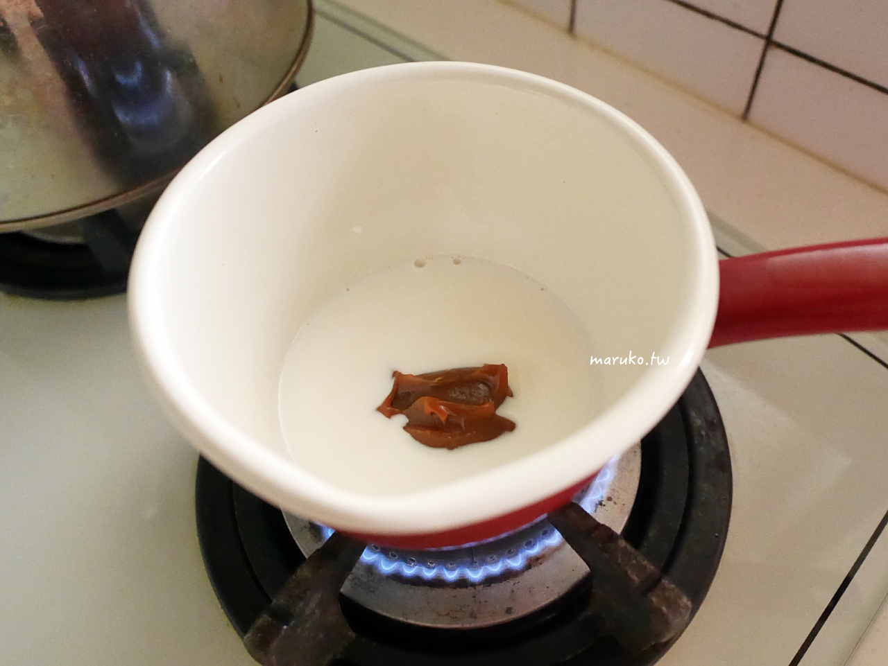 【食譜】焦糖餅乾冰淇淋 清爽不甜膩的冰淇淋加了餅乾更有層次感 @Maruko(丸子)與美食有個約會 【食譜】焦糖餅乾冰淇淋 清爽不甜膩的冰淇淋加了餅乾更有層次感 @Maruko(丸子)與美食有個約會