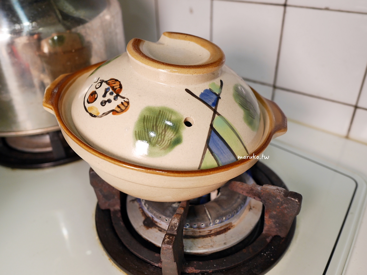【食譜】煲仔飯 經典香港美食,簡單家庭版醬汁與鍋粑做法 @Maruko(丸子)與美食有個約會 【食譜】煲仔飯 經典香港美食,簡單家庭版醬汁與鍋粑做法 @Maruko(丸子)與美食有個約會