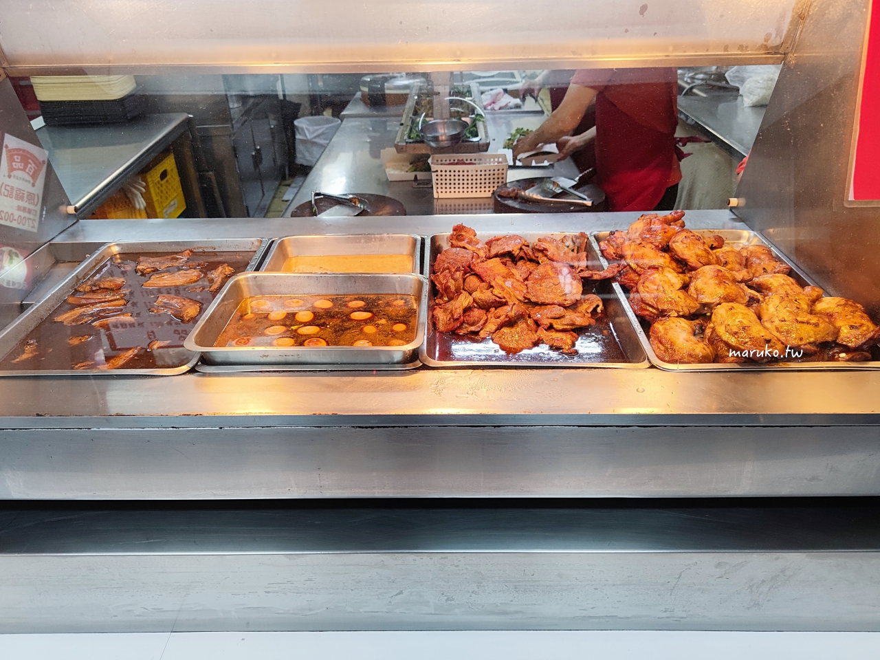 【台北】百品烤肉飯 在地30年烤肉飯 烤雞腿麵三樣配菜一次滿足 @Maruko(丸子)與美食有個約會