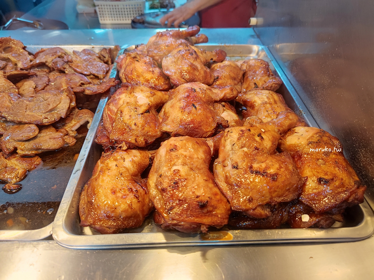 【台北】百品烤肉飯 在地30年烤肉飯 烤雞腿麵三樣配菜一次滿足 @Maruko(丸子)與美食有個約會