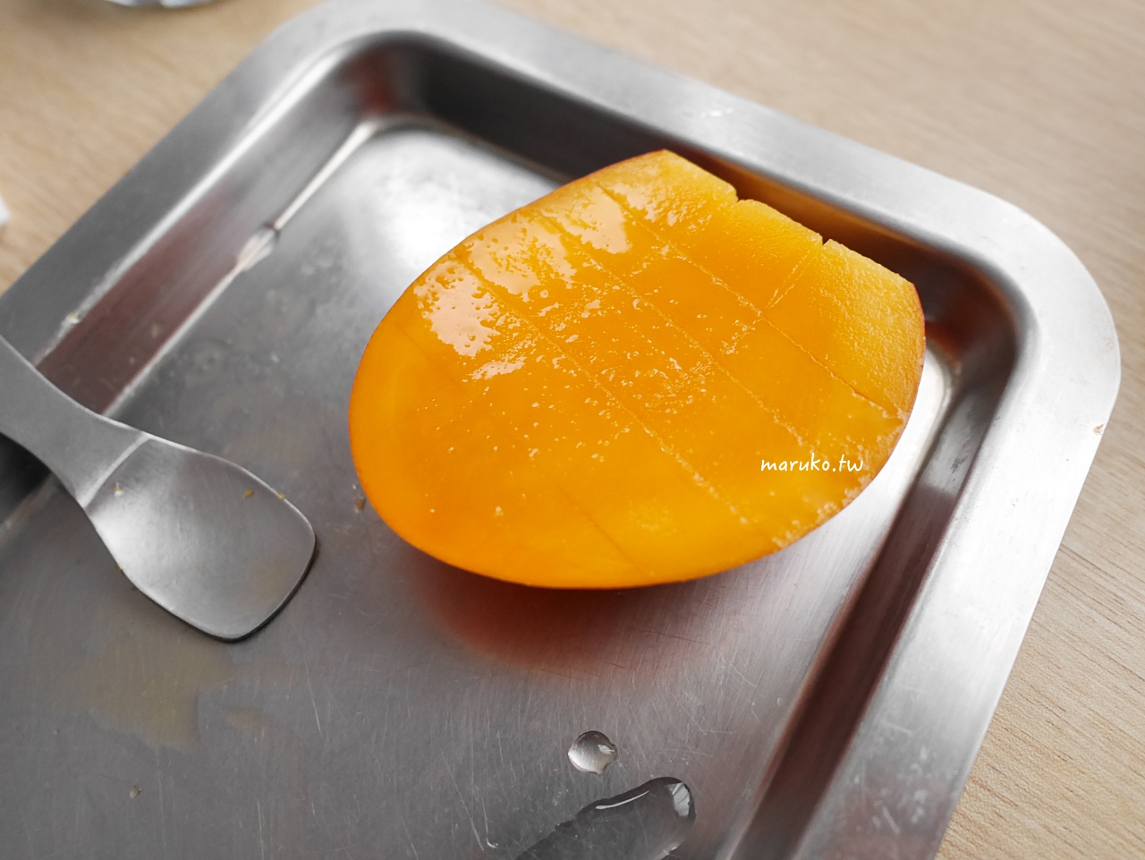 【食譜】芒果聖代 自製新鮮水果聖代 家庭版,簡單名店冰品自己做 @Maruko(丸子)與美食有個約會 【食譜】芒果聖代 自製新鮮水果聖代 家庭版,簡單名店冰品自己做 @Maruko(丸子)與美食有個約會