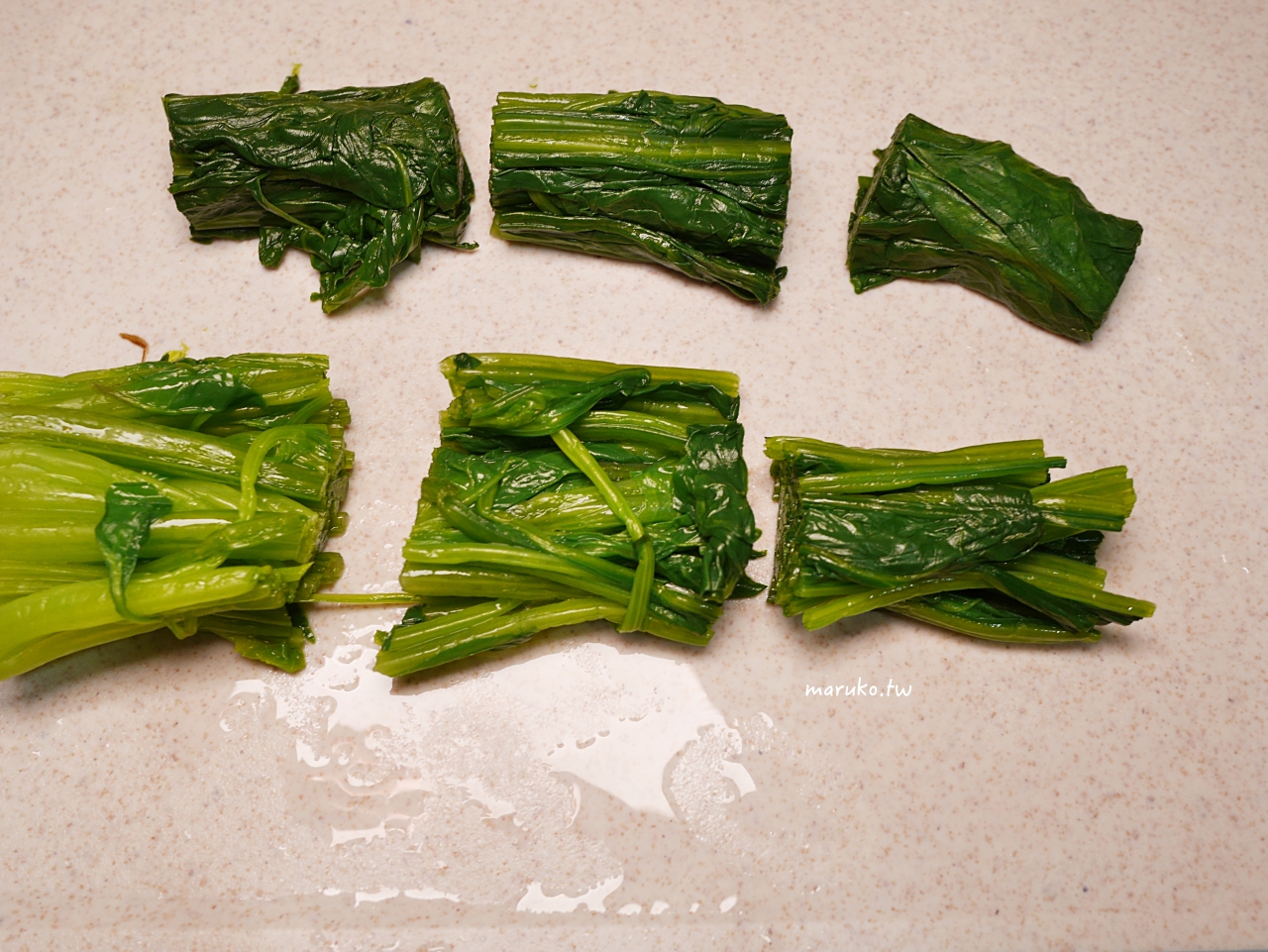 【懶人食譜】菠菜炒蛋這樣炒最香!營養滿分的大力水手便當菜 @Maruko(丸子)與美食有個約會 【懶人食譜】菠菜炒蛋這樣炒最香!營養滿分的大力水手便當菜 @Maruko(丸子)與美食有個約會