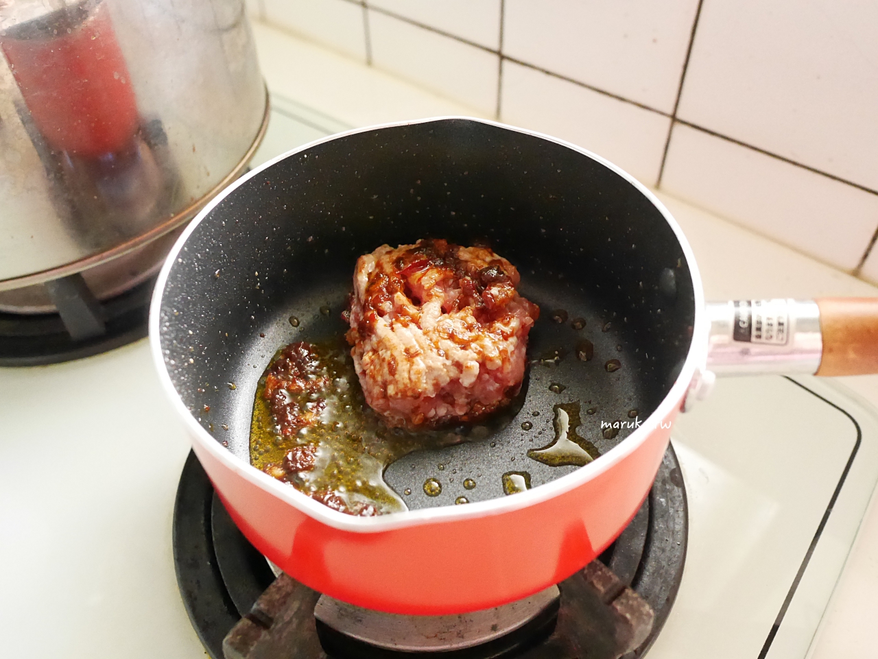 【食譜】肉燥擔擔麵 用豆漿做高湯,即食烏龍麵,簡單10分鐘上菜! @Maruko(丸子)與美食有個約會 【食譜】肉燥擔擔麵 用豆漿做高湯,即食烏龍麵,簡單10分鐘上菜! @Maruko(丸子)與美食有個約會