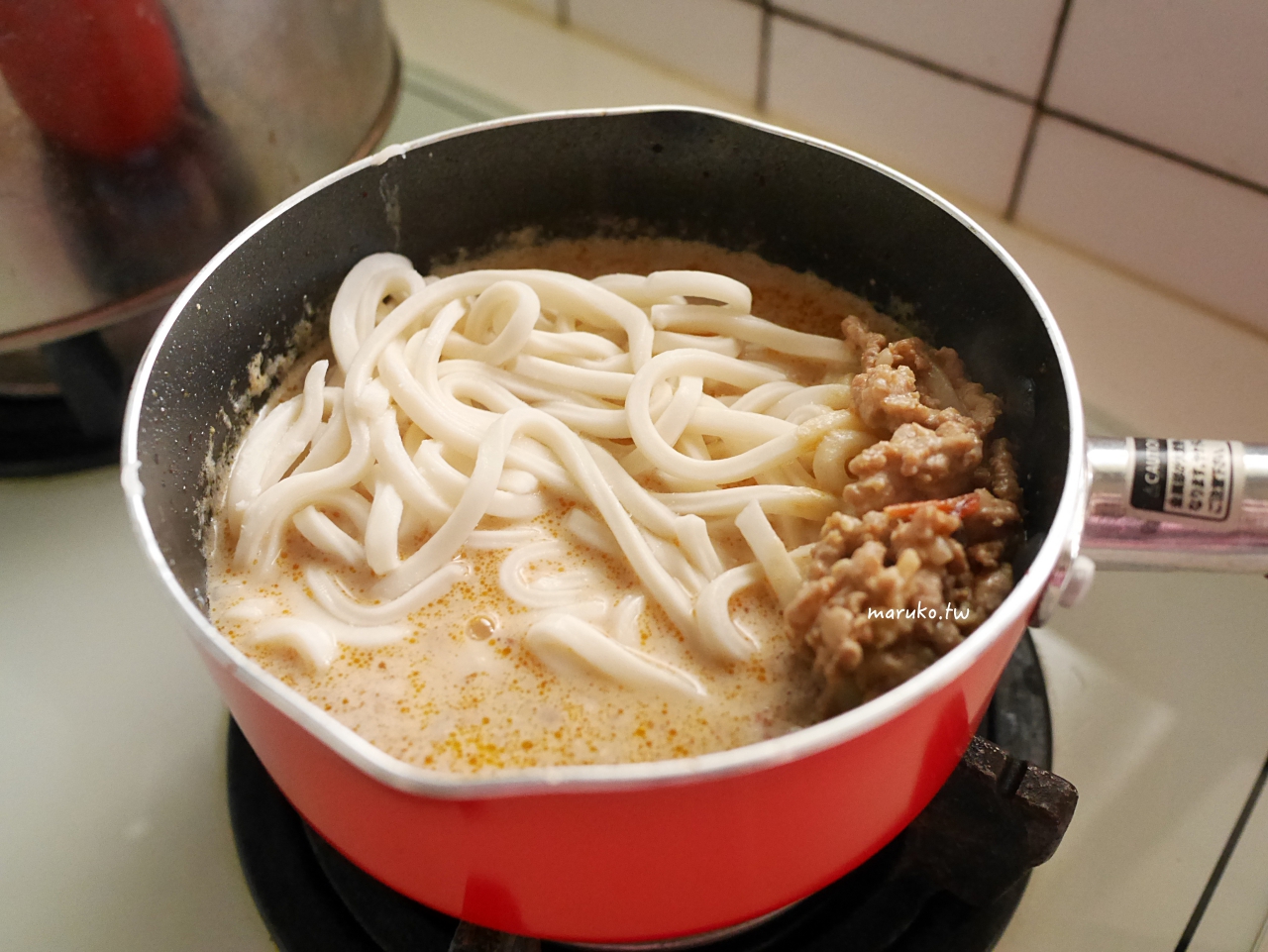 【食譜】肉燥擔擔麵 用豆漿做高湯,即食烏龍麵,簡單10分鐘上菜! @Maruko(丸子)與美食有個約會 【食譜】肉燥擔擔麵 用豆漿做高湯,即食烏龍麵,簡單10分鐘上菜! @Maruko(丸子)與美食有個約會