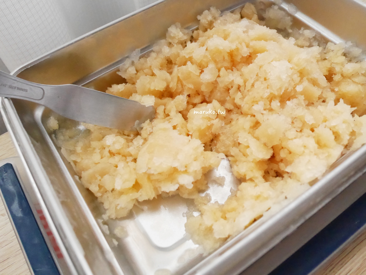 【食譜】把養樂多變成泡泡冰,簡單手持食物攪碎機食譜 @Maruko(丸子)與美食有個約會 【食譜】把養樂多變成泡泡冰,簡單手持食物攪碎機食譜 @Maruko(丸子)與美食有個約會