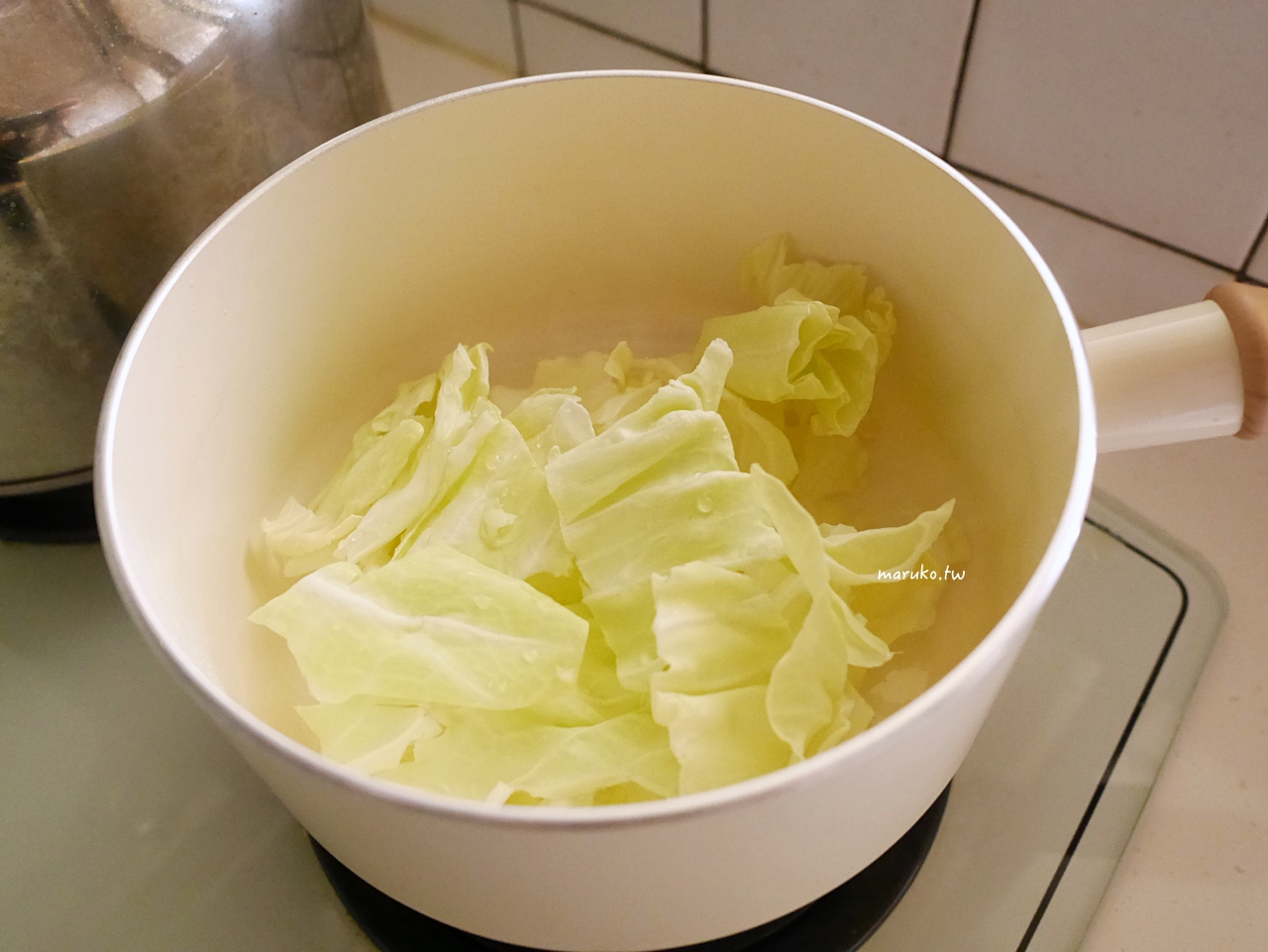 【食譜】番茄鯖魚義大利麵 運用魚罐頭簡單做和風義大利麵 @Maruko(丸子)與美食有個約會