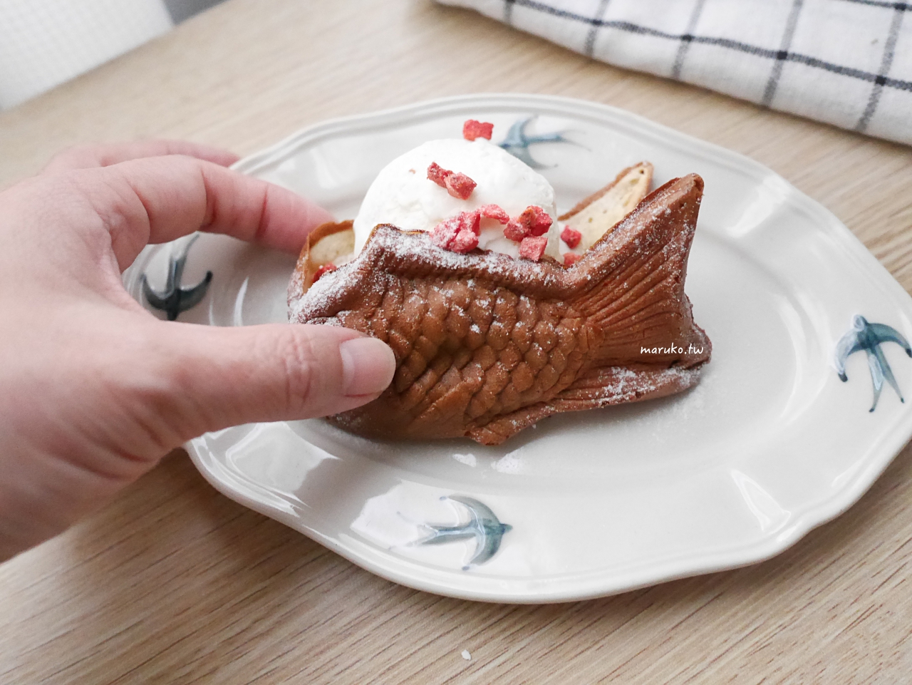 【食譜】鯛魚燒冰淇淋 把冰淇淋包起來吃,鯛魚燒烤盤的鬆餅機食譜 @Maruko(丸子)與美食有個約會 【食譜】鯛魚燒冰淇淋 把冰淇淋包起來吃,鯛魚燒烤盤的鬆餅機食譜 @Maruko(丸子)與美食有個約會