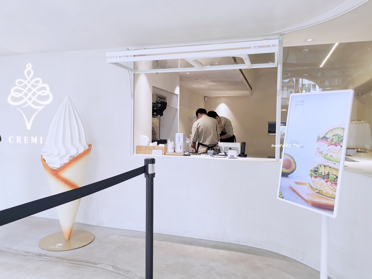【台北】Cremia Taiwan 來自北海道的頂級霜淇淋，甜筒杯和白色戀人餅乾是同款！ @Maruko(丸子)與美食有個約會