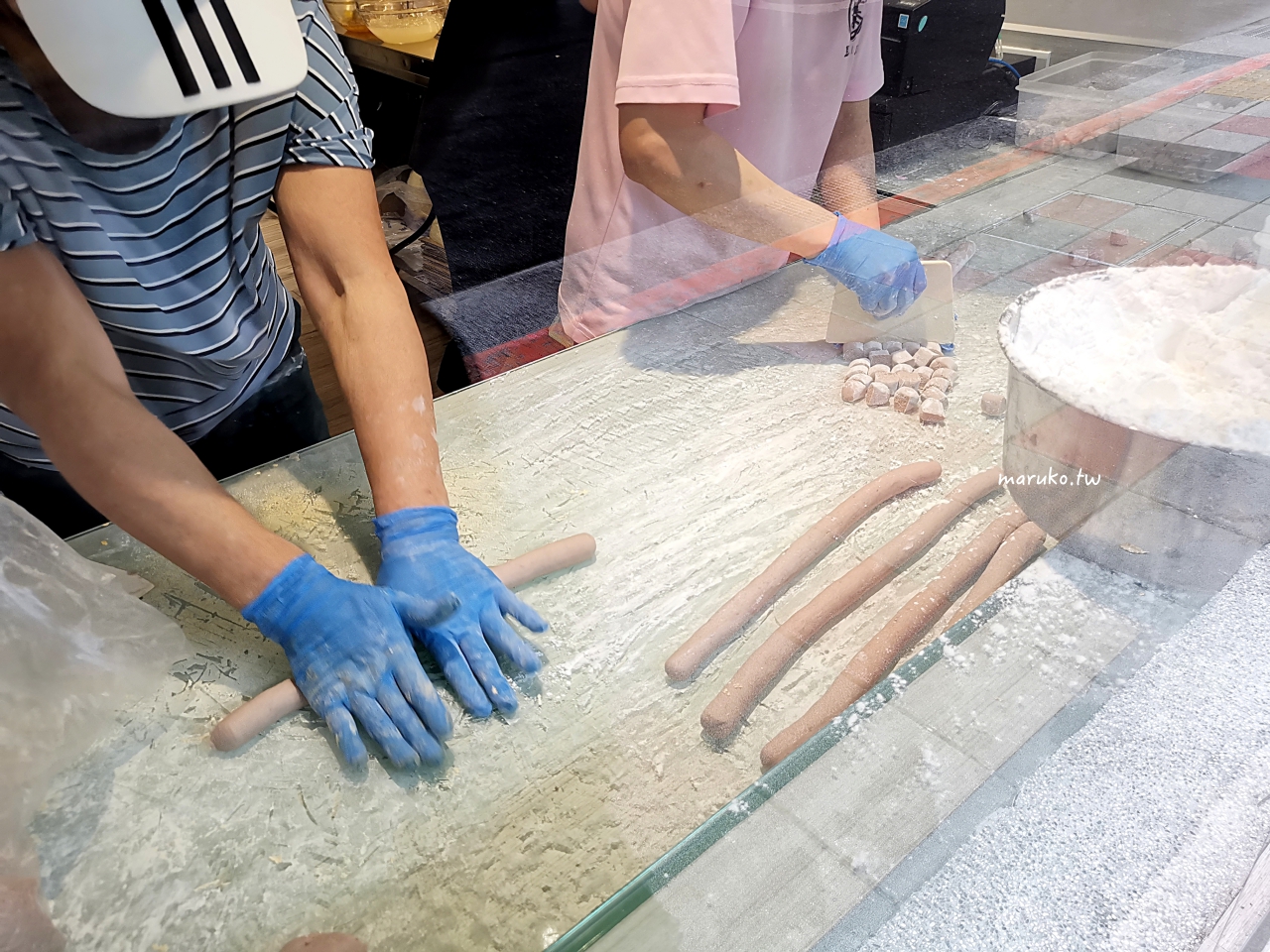 【台北】友蓁豆花店 清涼的黑糖冰沙糖水、手工芋圓，15種配料可以任選只要55元！ @Maruko(丸子)與美食有個約會