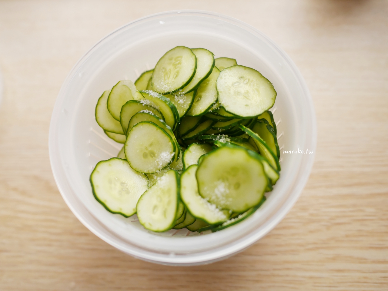 【夏日涼拌菜】梅漬番茄小黃瓜食譜!免開火快速入味,酸甜開胃超解膩 @Maruko(丸子)與美食有個約會 【夏日涼拌菜】梅漬番茄小黃瓜食譜!免開火快速入味,酸甜開胃超解膩 @Maruko(丸子)與美食有個約會