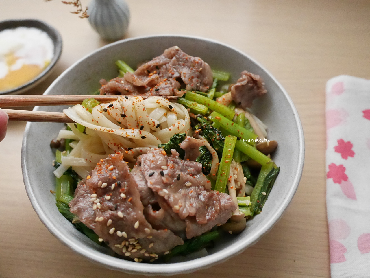 【食譜】牛肉壽喜燒醬汁比例大公開!用3種食材重現傳統京都風味 @Maruko(丸子)與美食有個約會 【食譜】牛肉壽喜燒醬汁比例大公開!用3種食材重現傳統京都風味 @Maruko(丸子)與美食有個約會
