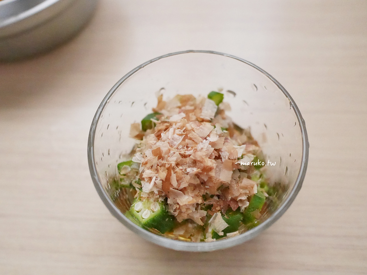 【秋葵食譜】和風涼拌秋葵做法！秋葵清洗去絨毛、黃金川燙時間零失敗教學，5種開胃吃法一次看 @Maruko(丸子)與美食有個約會