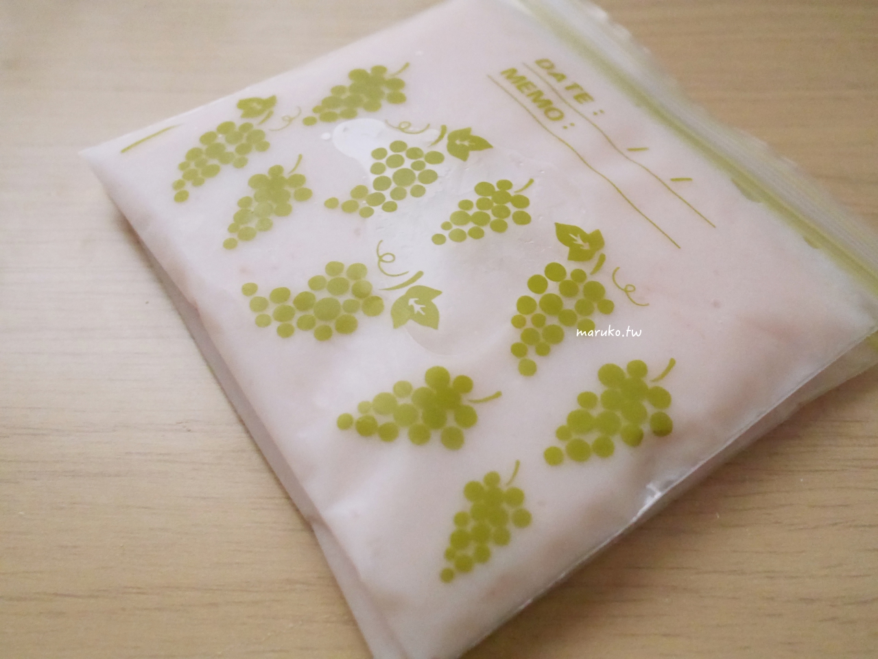 【食譜】乳酸冰沙 不用刨冰機的水果冰沙做法,可爾必思乳酸菌飲運用! @Maruko(丸子)與美食有個約會 【食譜】乳酸冰沙 不用刨冰機的水果冰沙做法,可爾必思乳酸菌飲運用! @Maruko(丸子)與美食有個約會