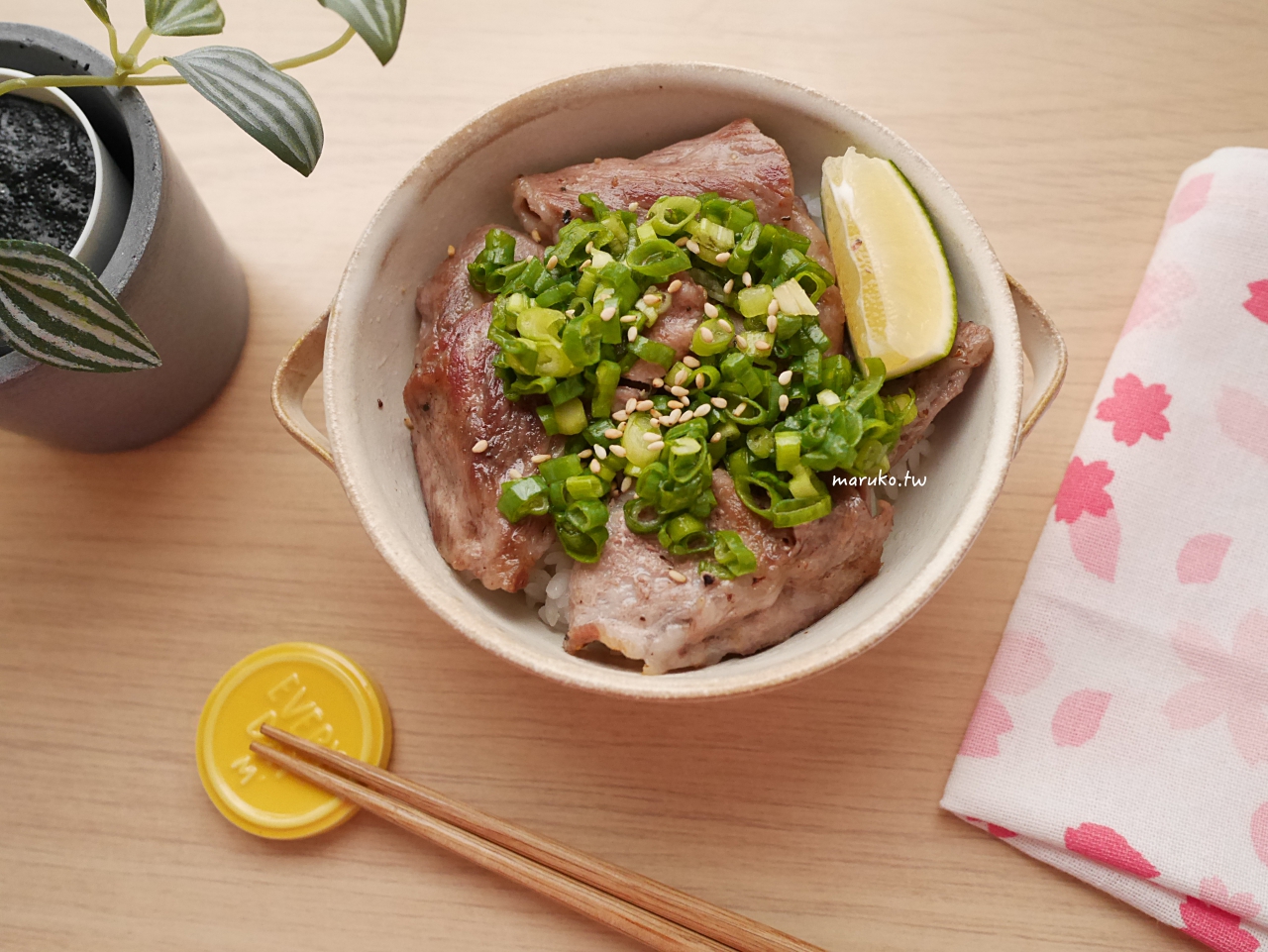 3樣食材在家做「鹽蔥醬」日式燒肉店百搭肉片沾醬,中秋節烤肉食譜做法! @Maruko(丸子)與美食有個約會 3樣食材在家做「鹽蔥醬」日式燒肉店百搭肉片沾醬,中秋節烤肉食譜做法! @Maruko(丸子)與美食有個約會