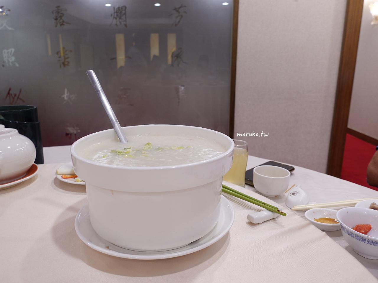 【台北】龍都酒樓 鴨皮超脆!值得一吃的廣式片皮鴨,再訪一樣值得! @Maruko(丸子)與美食有個約會 【台北】龍都酒樓 鴨皮超脆!值得一吃的廣式片皮鴨,再訪一樣值得! @Maruko(丸子)與美食有個約會