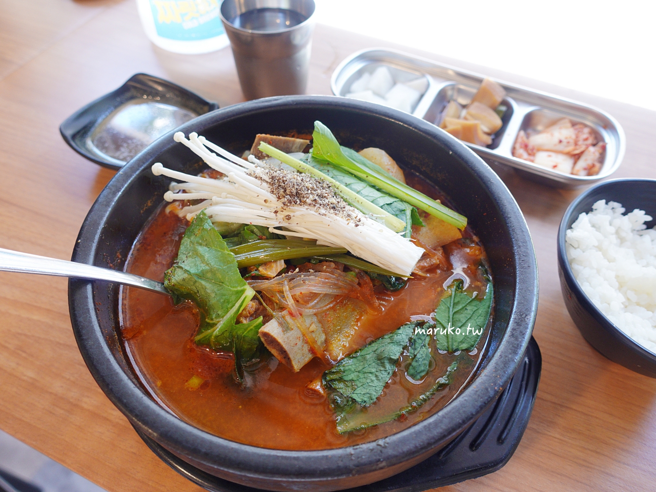 【台北】 東大門韓國特色料理 隱藏學區一個人就能吃的馬鈴薯豬骨湯飯 @Maruko(丸子)與美食有個約會
