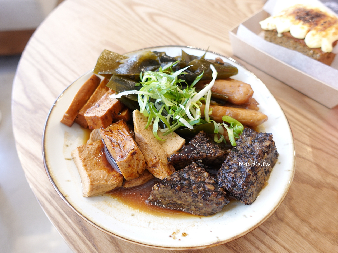 【台北】玖仰茶食文化 不限時、有插座以台灣茶為中心的新潮茶館 @Maruko(丸子)與美食有個約會 【台北】玖仰茶食文化 不限時、有插座以台灣茶為中心的新潮茶館 @Maruko(丸子)與美食有個約會