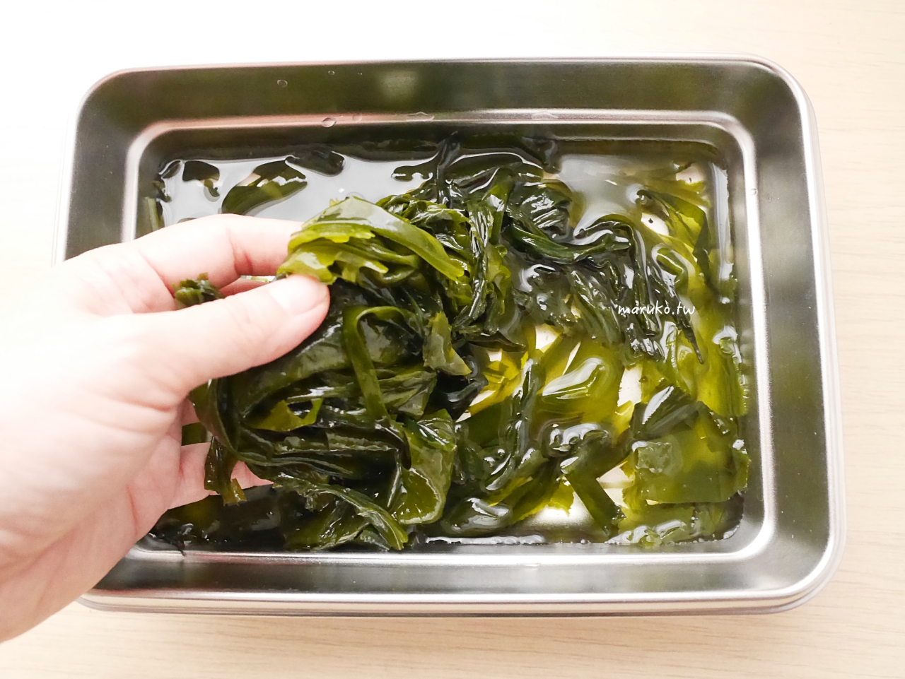 【食譜】韓式海帶芽湯 韓國人生日必喝的海帶芽湯,10分鐘上菜! @Maruko(丸子)與美食有個約會 【食譜】韓式海帶芽湯 韓國人生日必喝的海帶芽湯,10分鐘上菜! @Maruko(丸子)與美食有個約會