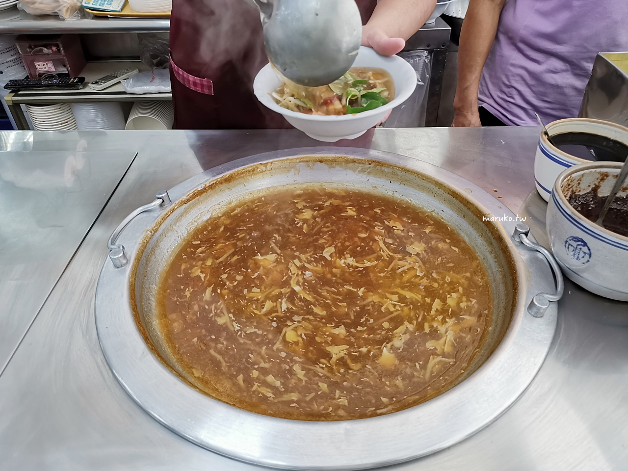 【台北】耕莘魷魚羹 在地40年老店 現燙乾魷魚，羹湯免費續！ @Maruko(丸子)與美食有個約會