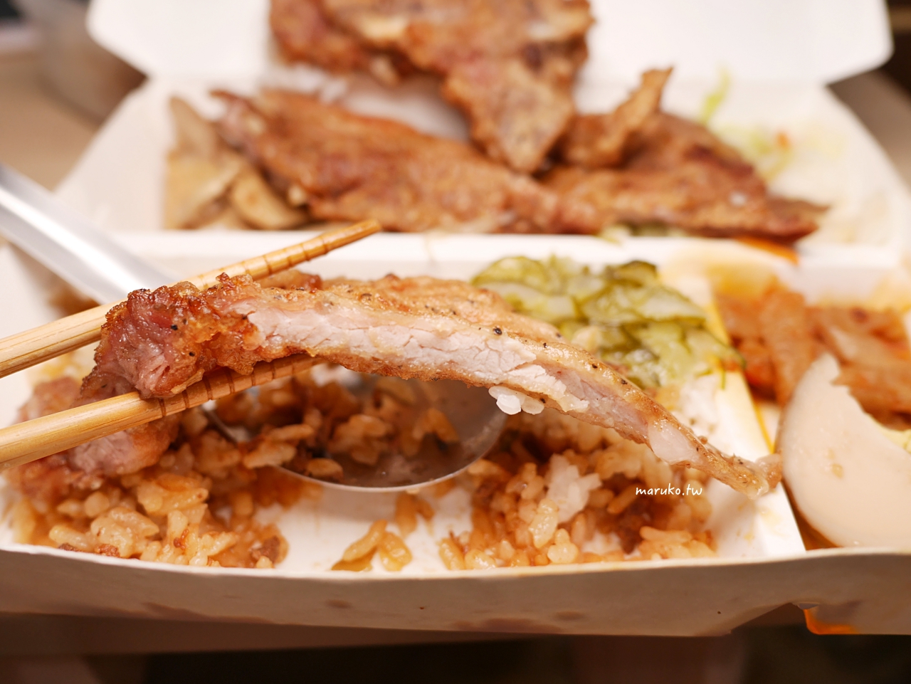 【台北】金園排骨 當地人超推!隱藏在大樓美食街內的40年老店,推薦排骨飯! @Maruko(丸子)與美食有個約會 【台北】金園排骨 當地人超推!隱藏在大樓美食街內的40年老店,推薦排骨飯! @Maruko(丸子)與美食有個約會