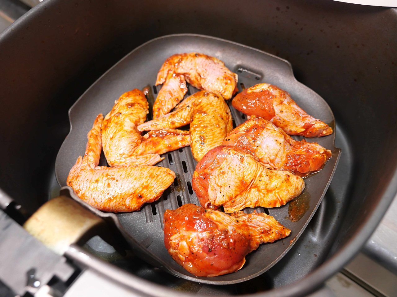 【食譜】GUMGUM Beer & Wings 雞翅啤酒吧 宅配即食料理包,10分鐘上菜微奢華登場! @Maruko(丸子)與美食有個約會 【食譜】GUMGUM Beer & Wings 雞翅啤酒吧 宅配即食料理包,10分鐘上菜微奢華登場! @Maruko(丸子)與美食有個約會