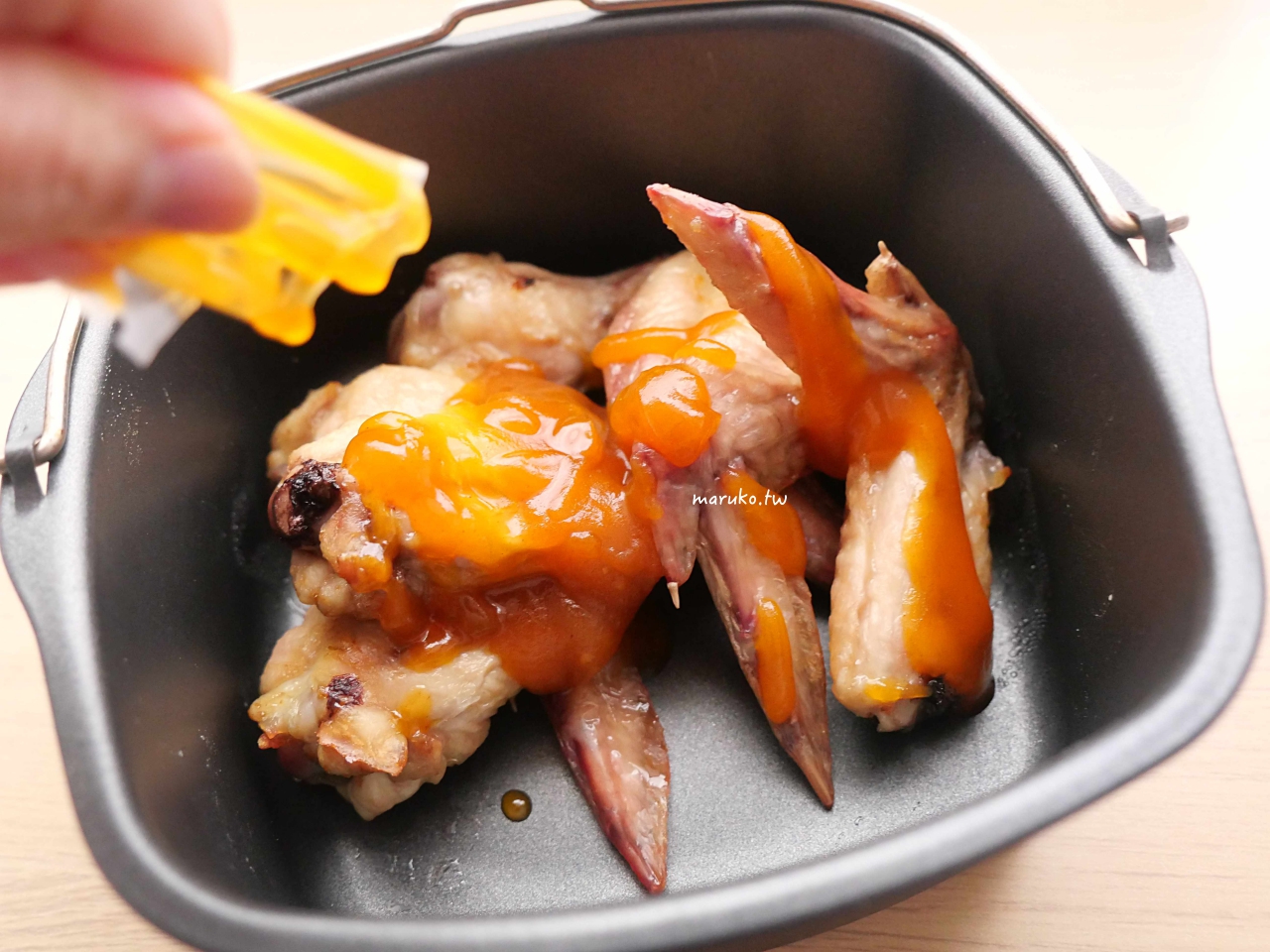 【食譜】GUMGUM Beer & Wings 雞翅啤酒吧 宅配即食料理包，10分鐘上菜微奢華登場！ @Maruko(丸子)與美食有個約會