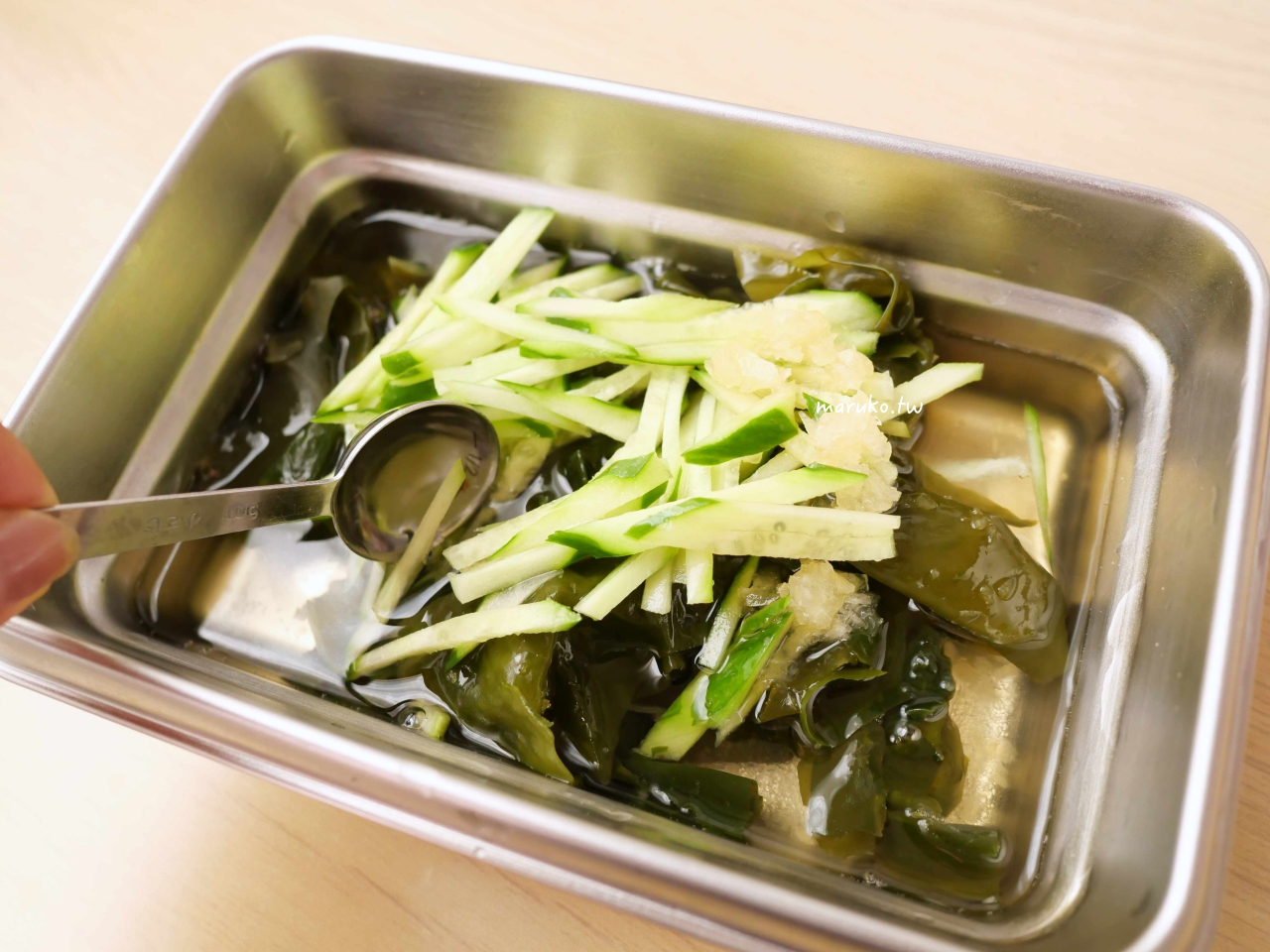 【免開火食譜】韓式海帶芽涼湯：酸甜解熱又解辣，超簡單零失敗韓國小菜 @Maruko(丸子)與美食有個約會