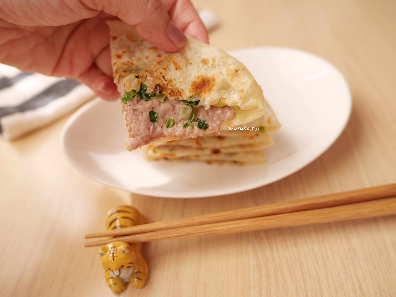 【食譜】蔥肉餅 南台灣人氣最高的攤販小吃 一學就會的中式點心 @Maruko(丸子)與美食有個約會