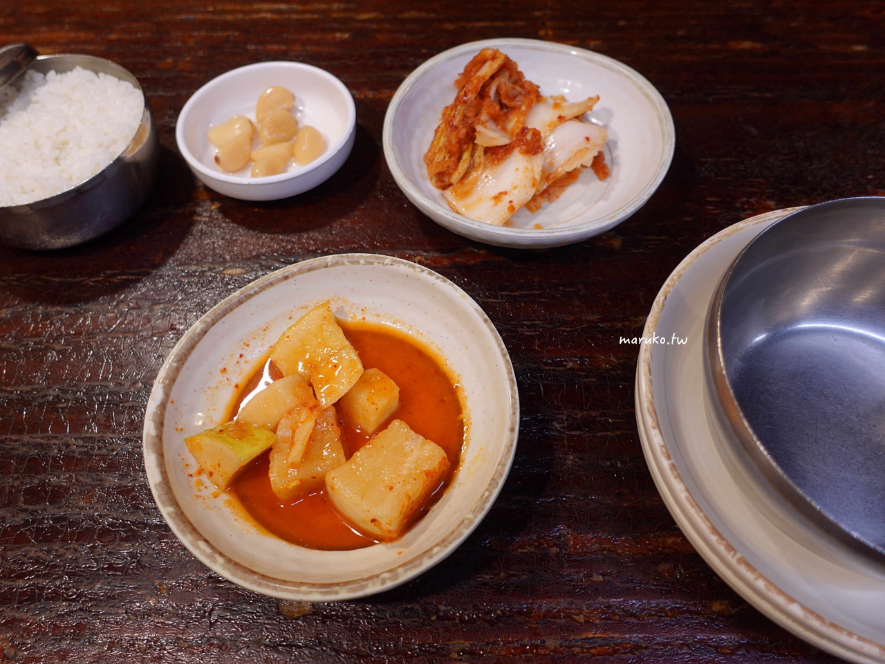【首爾美食】청진동해장국 (Cheongjin-dong) 脊骨土豆湯、醒酒湯 24小時營業,近地鐵市廳站! @Maruko(丸子)與美食有個約會 【首爾美食】청진동해장국 (Cheongjin-dong) 脊骨土豆湯、醒酒湯 24小時營業,近地鐵市廳站! @Maruko(丸子)與美食有個約會