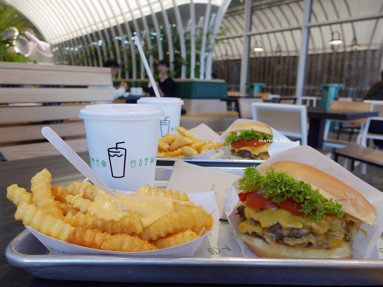 【首爾】Shake Shack 來自美國紐約的人氣漢堡，弘大商圈速食店推薦！ @Maruko(丸子)與美食有個約會