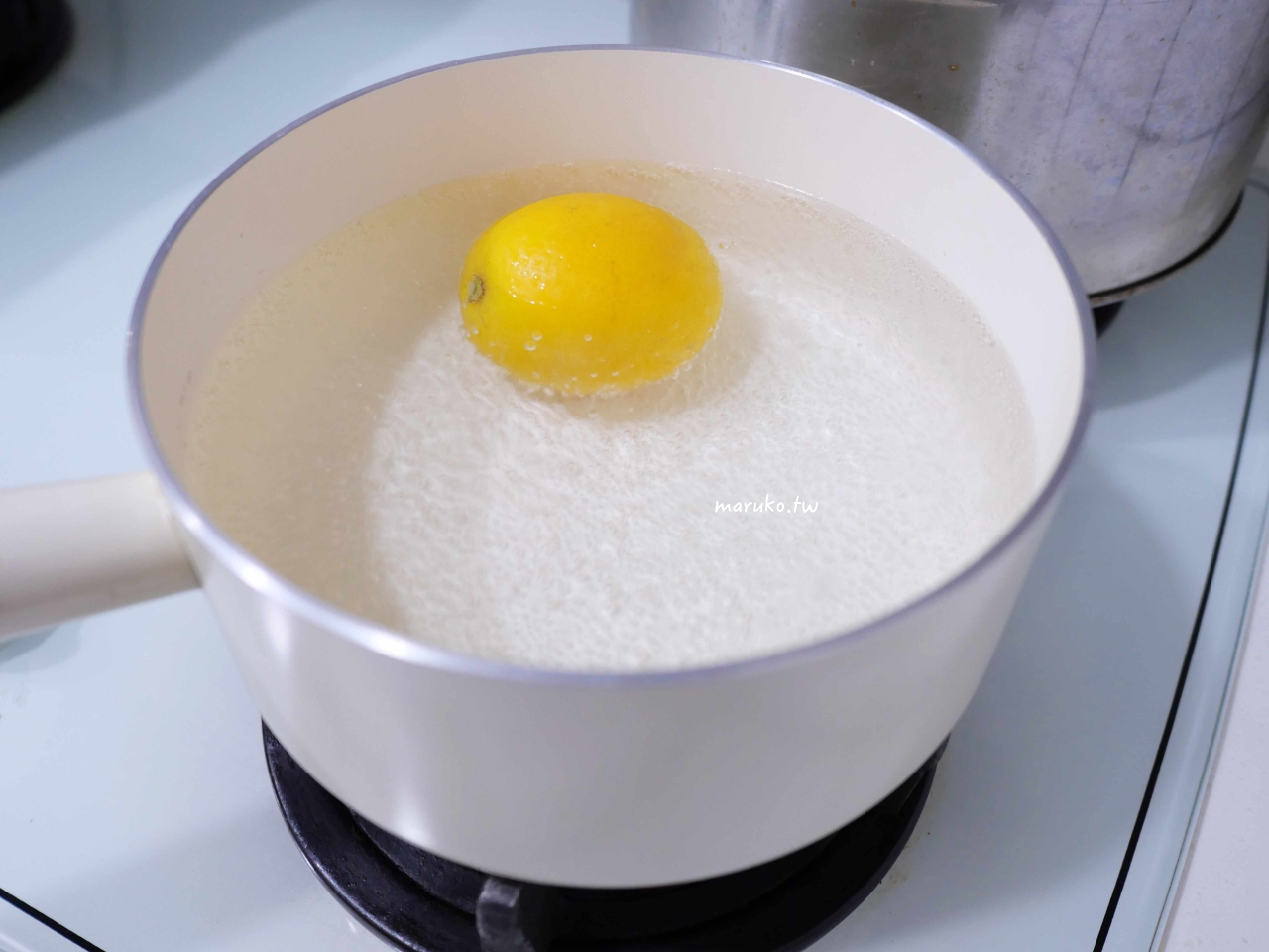 懶人也能做！氣炸鍋「糖漬橙片」食譜分享｜簡單上手的橙片甜點 @Maruko(丸子)與美食有個約會