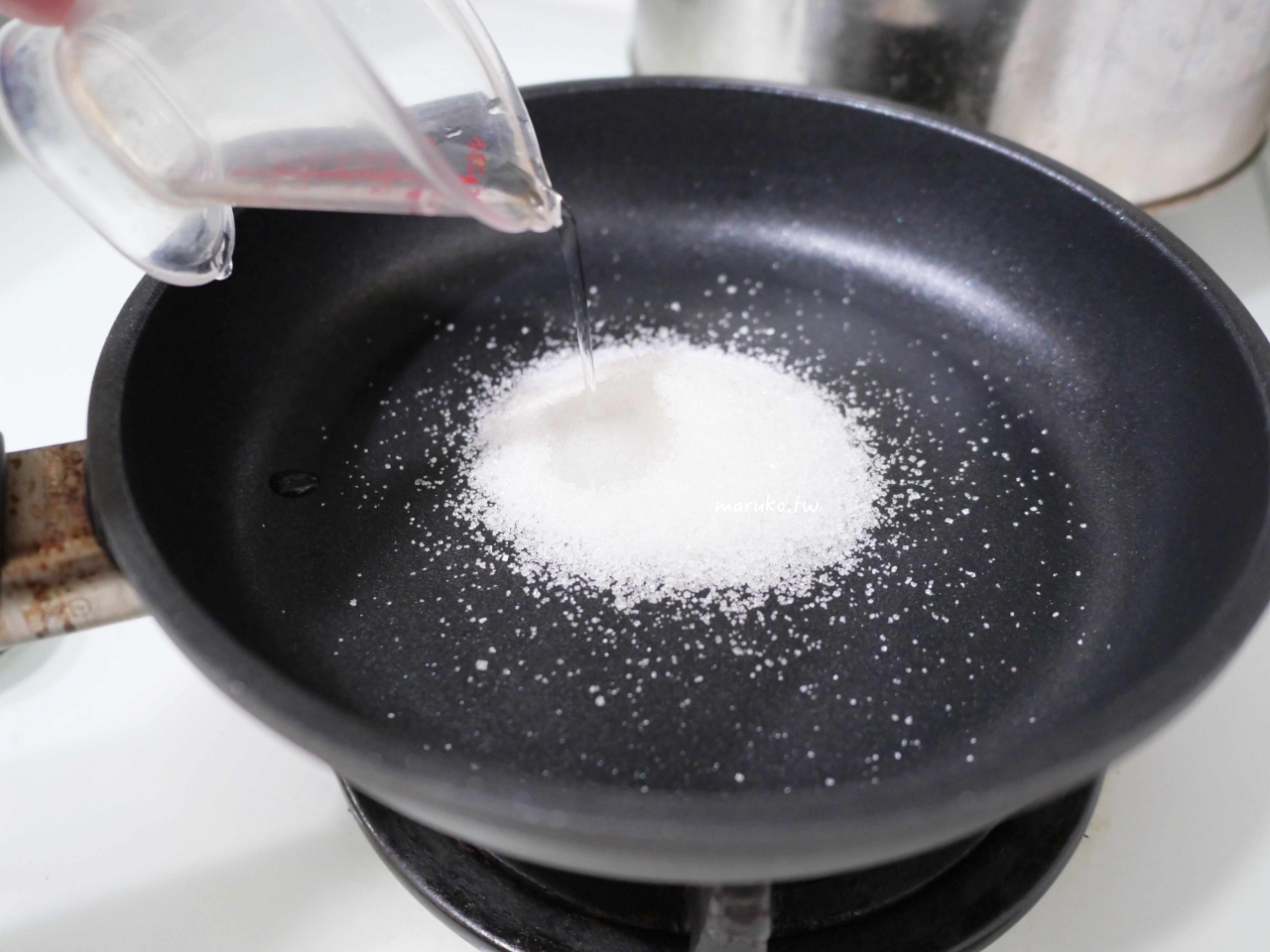 懶人也能做！氣炸鍋「糖漬橙片」食譜分享｜簡單上手的橙片甜點 @Maruko(丸子)與美食有個約會