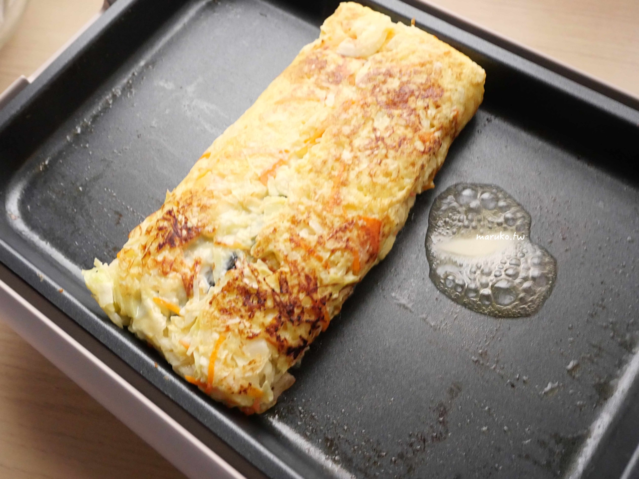 【食譜】免粉漿！超厚實「高麗菜蛋餅」只要2顆蛋，平底鍋/電烤盤一鍋到底輕鬆搞定✨ @Maruko(丸子)與美食有個約會