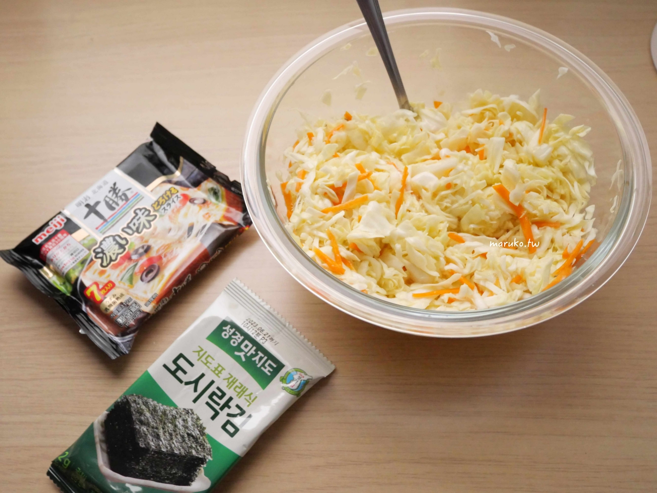 【食譜】免粉漿！超厚實「高麗菜蛋餅」只要2顆蛋，平底鍋/電烤盤一鍋到底輕鬆搞定✨ @Maruko(丸子)與美食有個約會