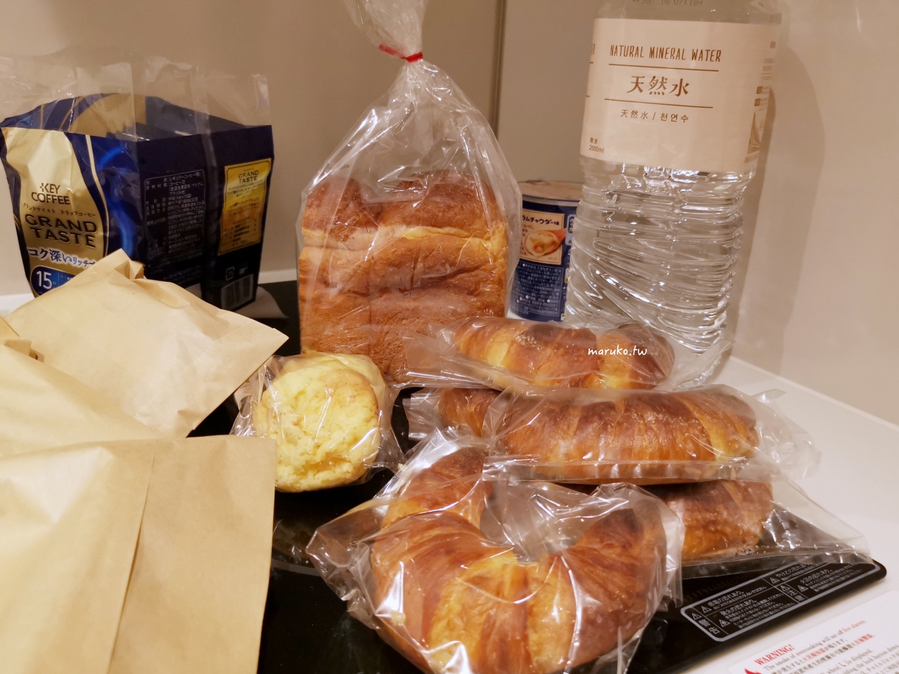 【心齋橋美食】大阪宵夜推薦！MAHOROBA 深夜麵包店，必買人氣麵包與淡路島牛乳 @Maruko(丸子)與美食有個約會