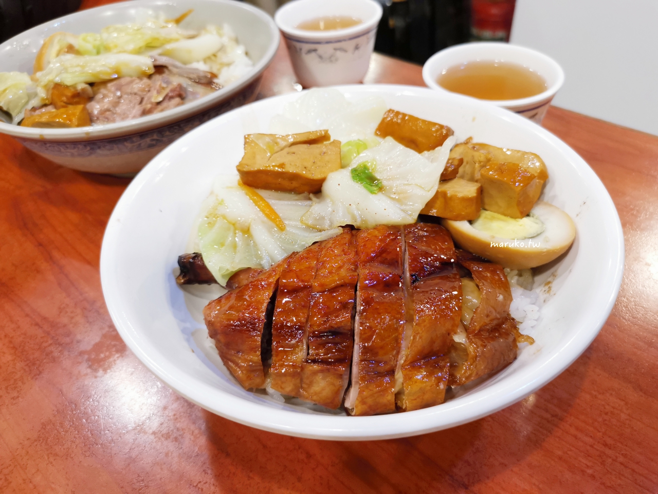 【永和】廣東正龍城烤鴨 在地30年老店,人氣排隊名店燒臘烤鴨便當! @Maruko(丸子)與美食有個約會 【永和】廣東正龍城烤鴨 在地30年老店,人氣排隊名店燒臘烤鴨便當! @Maruko(丸子)與美食有個約會