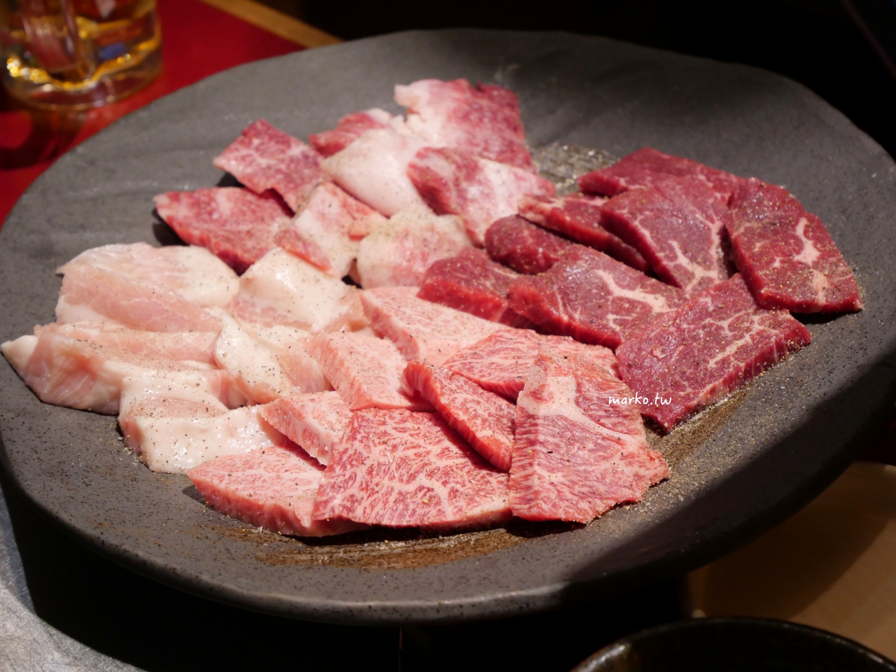【大阪難波美食】燒肉傳說：一個人也能吃！不吃牛也有「豬、雞燒肉套餐」，單人友善餐廳推薦 @Maruko(丸子)與美食有個約會